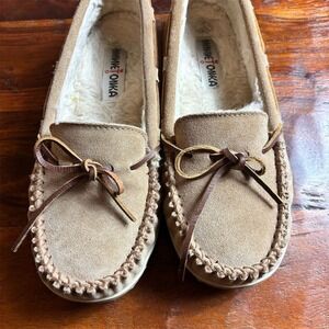 Minnetonka Tan Suede Moccasin Slippers with Brown Lace Bow
